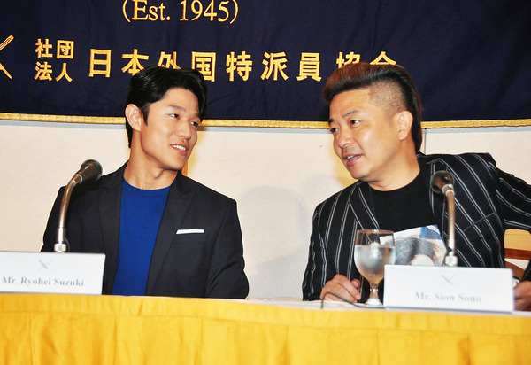 鈴木亮平＆園子温（監督）／『TOKYO TRIBE』外国人特派員協会会見