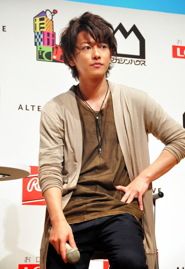 佐藤健／写真集「ALTERNATIVE」発売を記念トークイベント