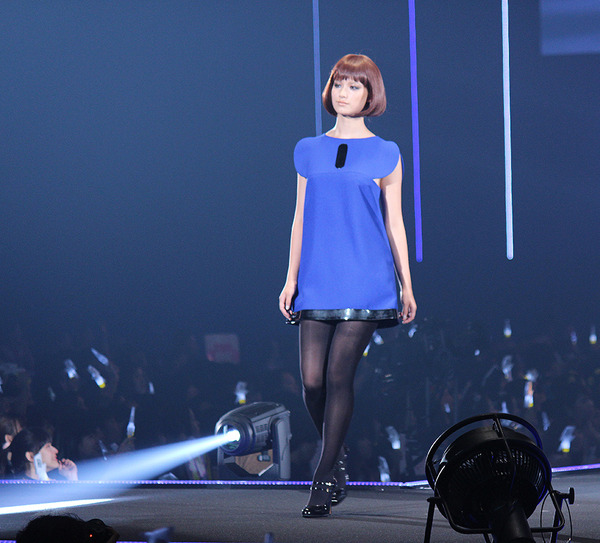 野口強プロデュースのステージ「TGC SPECIAL COLLECTION」／「第19回 東京ガールズコレクション AUTUM/WINTER」