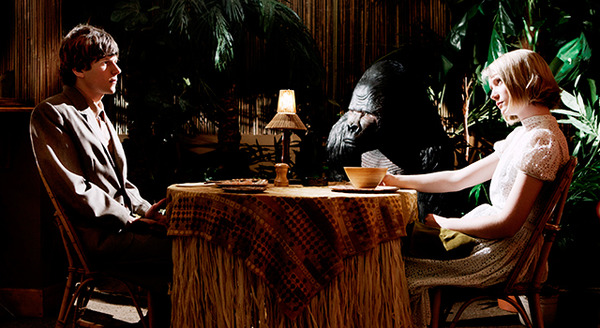 『嗤う分身』-(C) Channel Four Television Corporation, The British Film Institute, Alcove Double Limited 2013