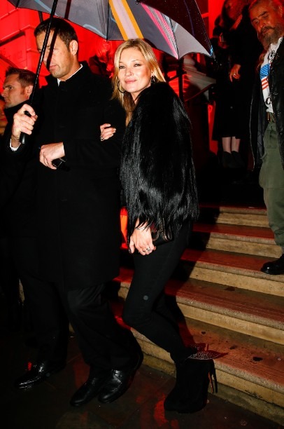 Kate Moss　フォトクレジット：RICHARD YOUNG