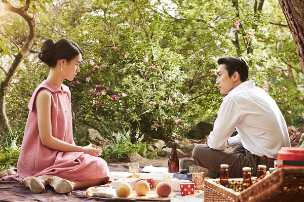 『情愛中毒』／(C) 2014 NEXT ENTERTAINMENT WORLD Inc. ＆ IRON PACKAGE. All Rights Reserved.