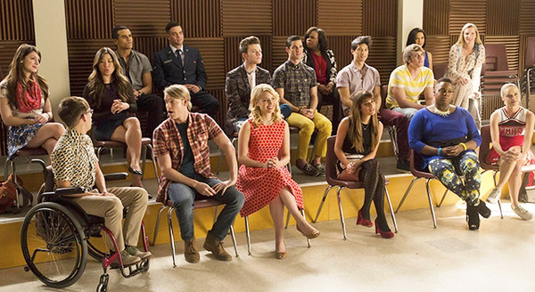 「glee／グリー　シーズン5」100話エピソード　(C)2014 Twentieth Century Fox Home Entertainment LLC. All Rights Reserved.