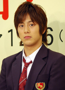 敦史役の溝端淳平。