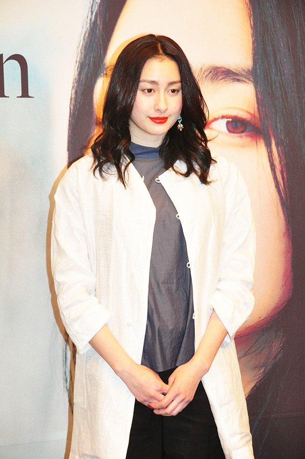 早見あかり／写真集「Twenteen」発売会見