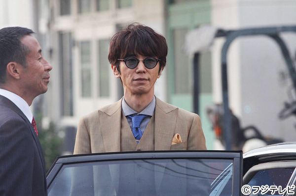 ユースケ・サンタマリア／ドラマ「探偵の探偵」-(C)フジテレビ