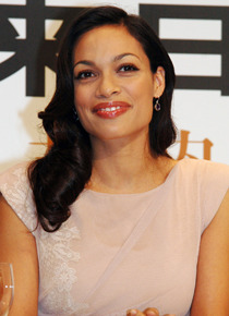 今回が初来日となったロザリオ・ドーソン