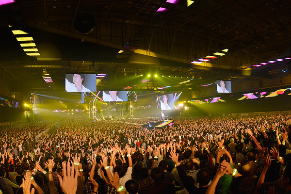 福山雅治(C)&(P) 2015 Amuse.inc