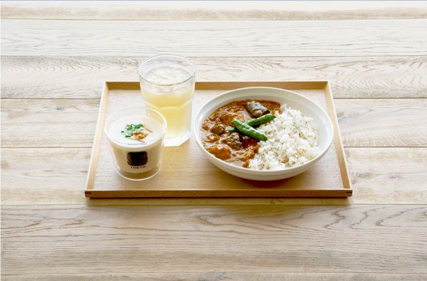 夏こそ食べたいカレー！ スープストックトーキョーで提供するカレーと冷製スープセット