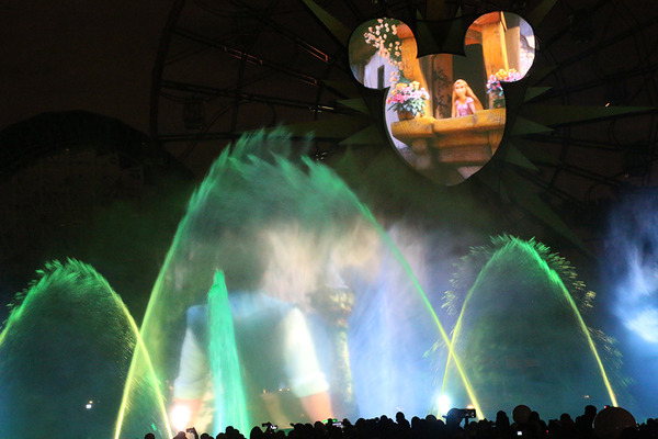 「ワールド・オブ・カラー：セレブレート！」