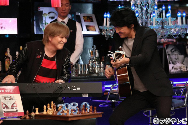 福山雅治＆小室哲哉「ウタフクヤマ」-(C)フジテレビ