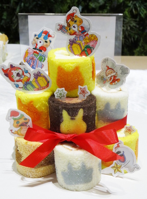 【クリスマス限定ヨロズマートロールタワーケーキだニャン！ 3段キット】
