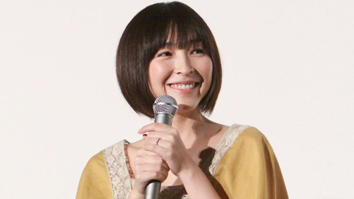 岡田准一と共に『おと・な・リ』トークイベントに出席した麻生久美子