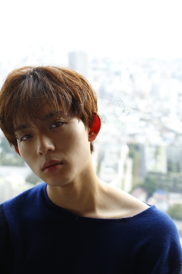 「竜星涼カレンダー2016.4-2017.4」（C）東京ニュース通信社