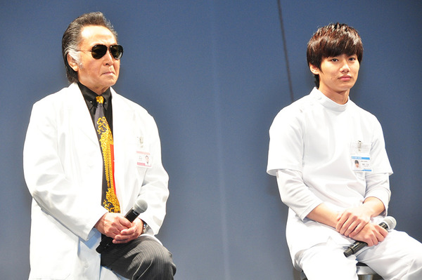 北大路欣也、野村周平／「フラジャイル」完成披露試写会