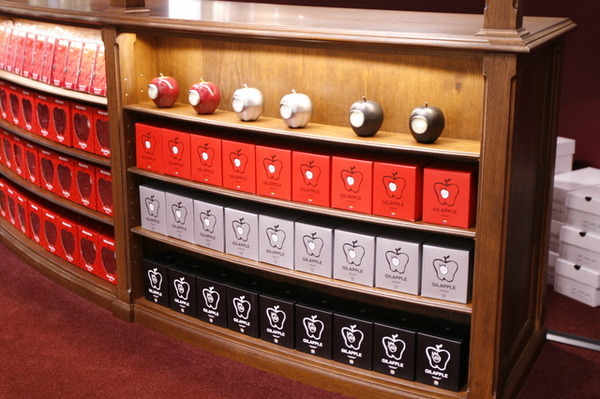 メディコム・トイとコラボレートしたギラップルのライト