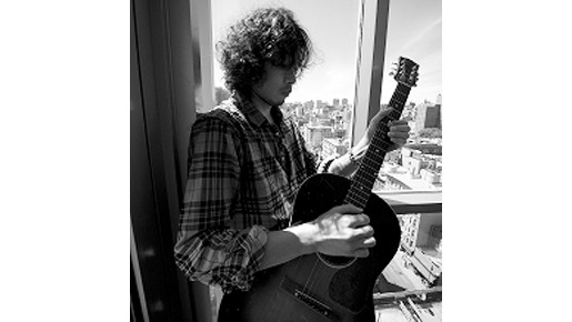 『ゴールデンスランバー』で音楽監督を務めることが決まった斉藤和義
