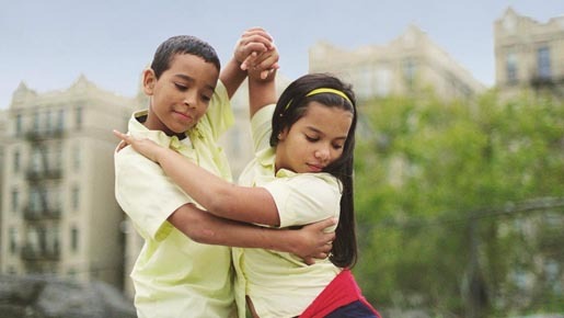 『ステップ！　ステップ！　ステップ！』メイン