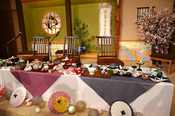 『アリス・イン・ワンダーランド／時間の旅』“お茶”会見