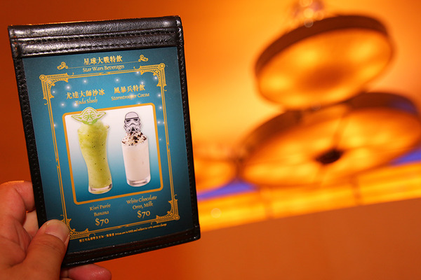 『スター・ウォーズ』仕様／「ディズニー・ハリウッド・ホテル」の「シェフ・ミッキー」(C) Disney (C) Disney/Lucasfilm Ltd. (C) & TM Lucasfilm Ltd.