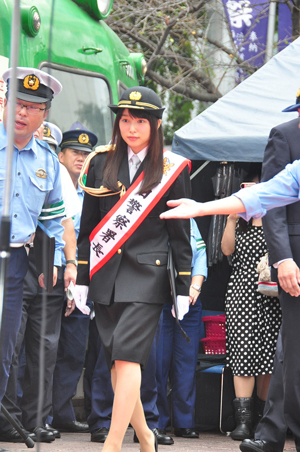 桜井日奈子／渋谷警察署の一日署長に就任
