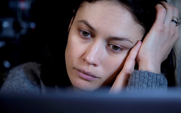 オルガ・キュリレンコ初出し場面写真／『ある天文学者の恋文』 (C) COPYRIGHT 2015 - PACO CINEMATOGRAFICA S.r.L