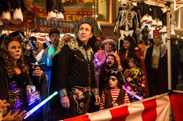 『ペイ・ザ・ゴースト ハロウィンの生贄』 - (C) 2015 PTG NEVADA, LLC. ALL RIGHTS RESERVED.