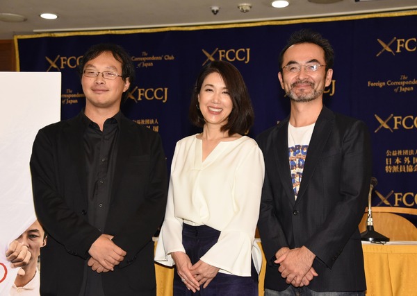 （左から）深田晃司監督、筒井真理子、古舘寛治／映画『淵に立つ』試写及び記者会見