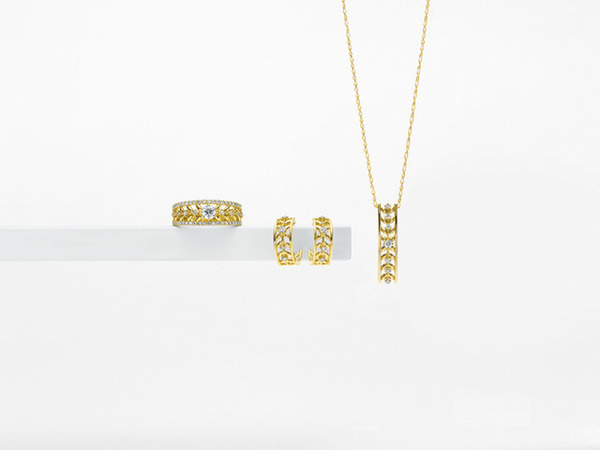 「フュモワー（FUMOIR）：スモーキングルーム」