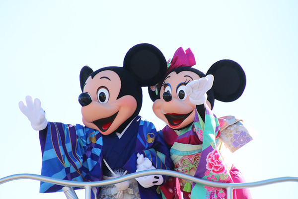 ＜東京ディズニーランド＞「ニューイヤーズ・グリーティング」