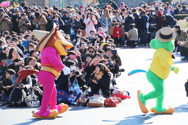 ＜東京ディズニーランド＞「ニューイヤーズ・グリーティング」