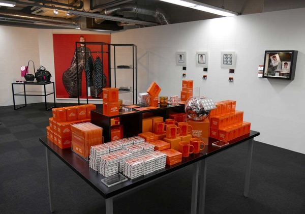 大回顧展「DAVID BOWIE is」