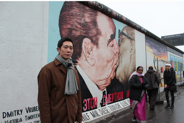 ベルリンの壁／「ドイツが愛した日本人　佐々木蔵之介が巡る、ある医師の物語」