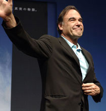 『ワールド・トレード・センター』オリバー・ストーン監督来日記者会見