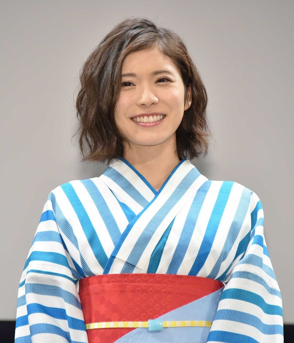 松岡茉優