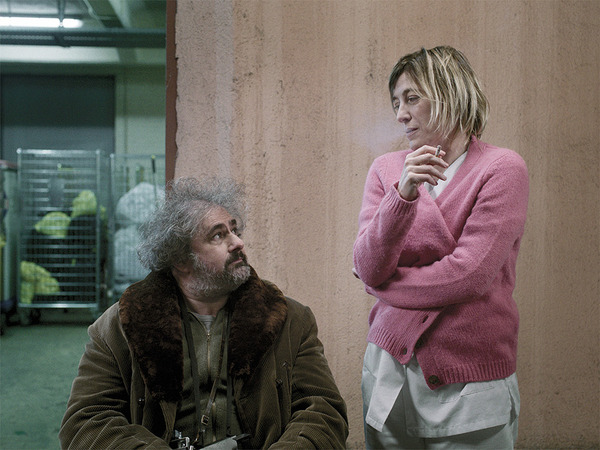 『アスファルト』（C）2015 La Camera Deluxe - Maje Productions - Single Man Productions - Jack Stern Productions - Emotions Films UK - Movie Pictures - Film Factory