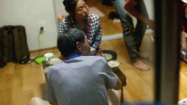 『マダム・べー ある脱北ブローカーの告白』（C)Zorba Production, Su:m