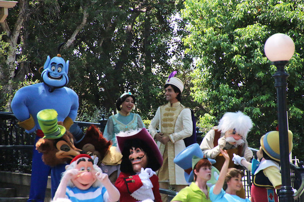 開園記念セレモニーを盛大に開催！