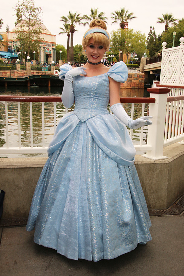 プリンセス「アリエルズ・グロット」