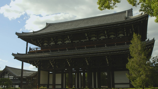 宇宙観を表現した本坊庭園は必見・京都五山のひとつ「東福寺」の絶景を味わう