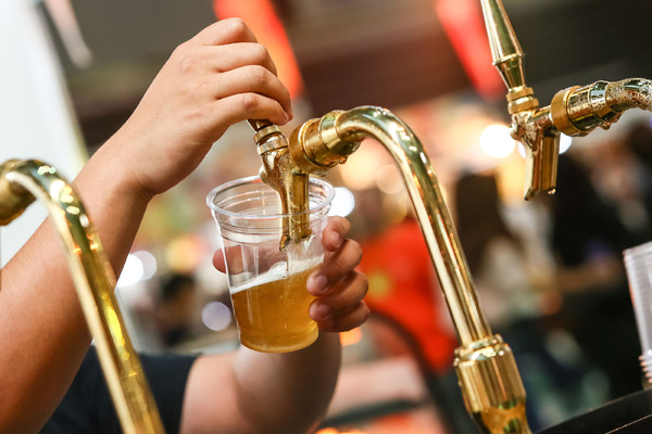 「2017 けやきひろば 秋のビール祭り」