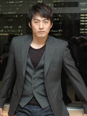 『男たちの挽歌  A BETTER TOMORROW』チュ・ジンモ