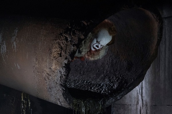 『IT／イット “それ”が見えたら、終わり。』(C)2017 WARNER BROS. ENTERTAINMENT INC. AND RATPAC-DUNE ENTERTAINMENT LLC. ALL RIGHTS RESERVED.