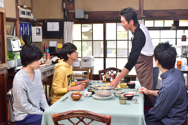 『花は咲くか』　（C） 2018東映ビデオ　（C）日高ショーコ／幻冬舎コミックス