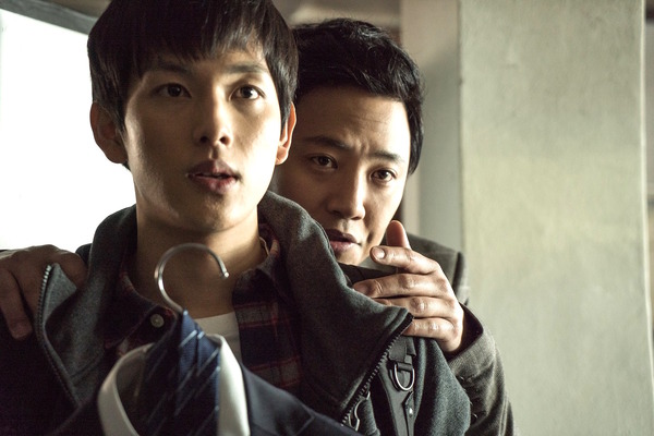 『ワンライン／５人の詐欺師たち』　（C）2017 NEXT ENTERTAINMENT WORLD, MIIN PICTURES & KWAK PICTURES. All Rights Reserved