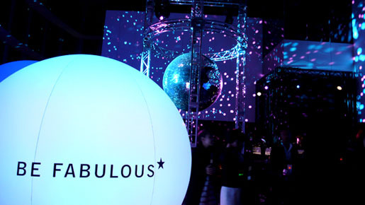 映画にまつわるファッション小噺 vol.18　ファビュラスな夜に！