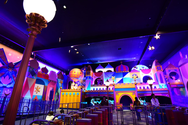 「イッツ・ア・スモールワールド」