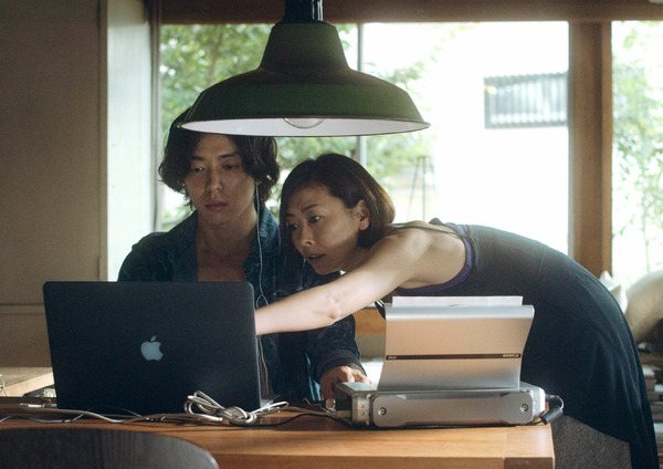 『蝶の眠り』（C）2017 SIGLO, KING RECORDS, ZOA FILMS