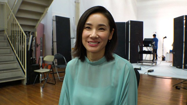 吉田羊「セブンルール」(C)カンテレ・フジテレビ