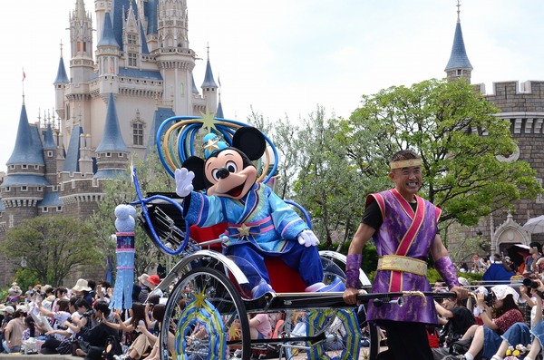 毎年恒例の七夕プログラム開幕！/ 東京ディズニーランド